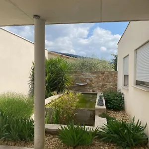 https://les-romarins.hotels-rhonealpes.com