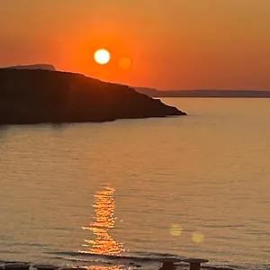 https://koumpe-blue-sea-view-apartment-2.rethymnohotels.net